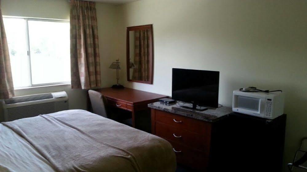 Riverwalk Inn & Suites Fort Atkinson Eksteriør bilde